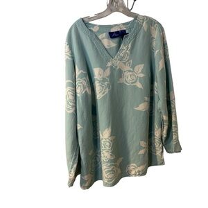 JH Collectibles Teal and Cream Floral Blouse